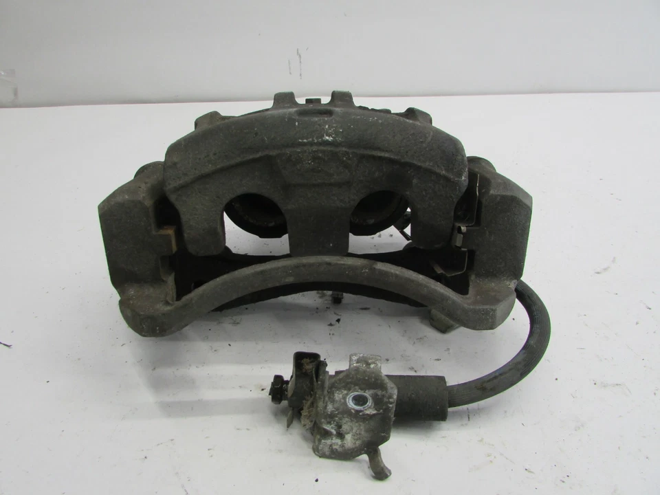 2007-2009 Pontiac Torrent Left Driver Side Front Wheel Brake Caliper OEM - Image 2 of 4