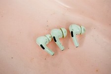  3 Apple AirPods Pro 1st Gen A2083 Earbud left side only please read  5 S7 