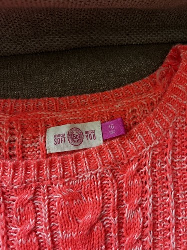 Girls Sweater Size 16 - Picture 4 of 5