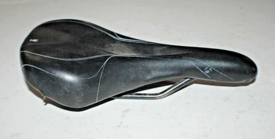 Sillín de bicicleta de carretera Bontrager WSD 265/140 mm negro cómodo híbrido MTB remitente de EE. UU. Foto 2 de 4