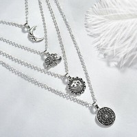 Damen-Modeschmuck-Set Mehrschichtige Boho-Kette Halskette Mond-Elefant-AnhäNger