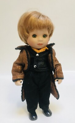 Sir Stink Bug Beauty Bug Ball Marie Osmond Doll 5.5 