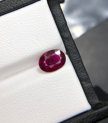 1.20 Cts Ruby Pigeon Blood Color Oval Shape loose gemstone From Mozambique - Picture 8 of 10