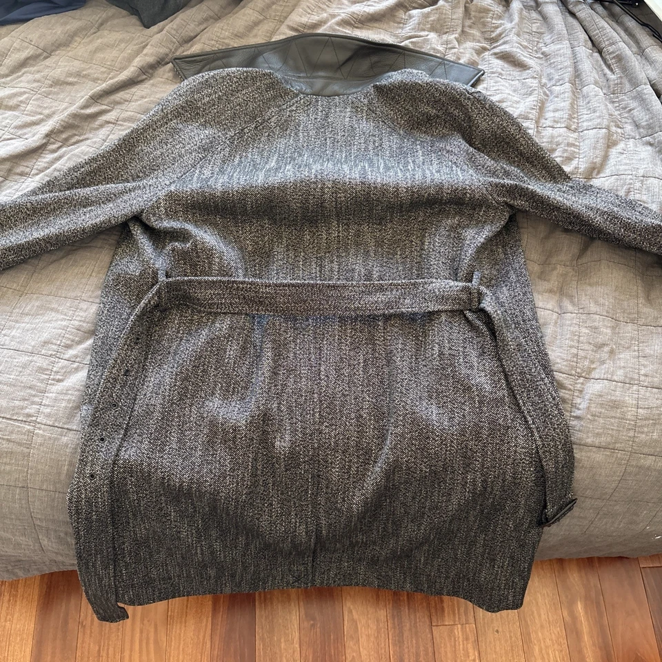 Banana Republic Herringbone Balmacaan Coat BRAND NEW Size Large - Image 4 of 4