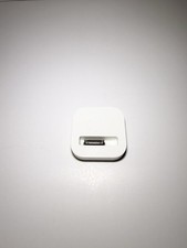 Apple Docking Station for iPod Nano-MA072GA-30-Pin Charger Base 2005 Genuine OEM