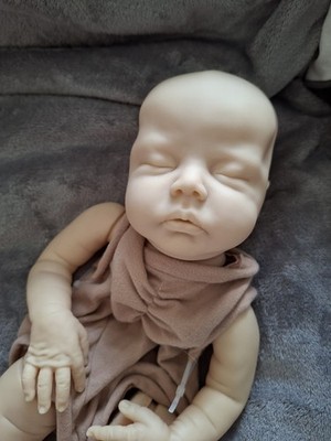 Reborn Baby Puppe ORIGINAL BAUSATZ  Delilah von Nicky Johnston  Mit ZERTIFIKAT
