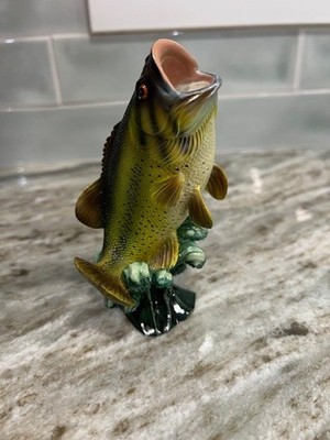 Vintage Bass Fish Trophy Life Symbols Figurine 2000 Cottage