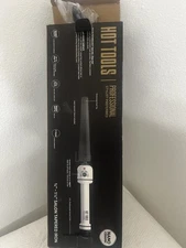 Hot Tools Professional Nano Ceramic 1 1/4" Curling Iron/Wand Model HTBW45
