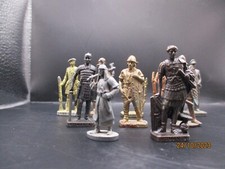 lotto 10 vecchissimi soldatini in metallo SORPRESINE KINDER anni 80