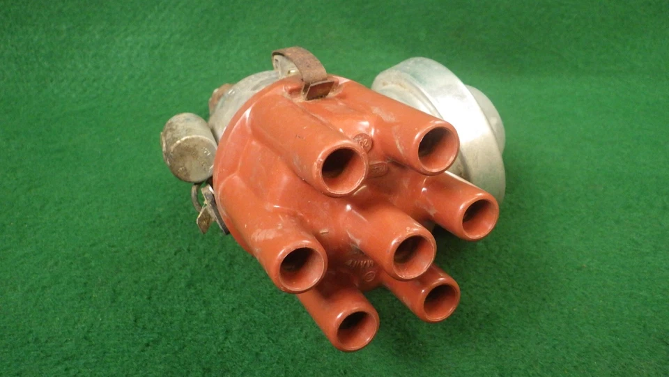 Дистрибьютор Bosch 0231162004 BMW 3.0 3.0CS - Изображение 3 из 4