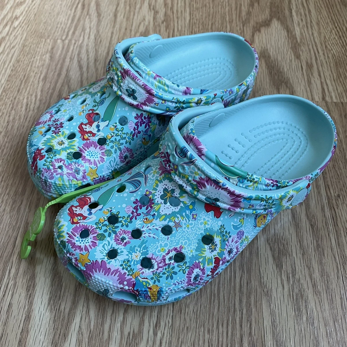 Crocs Vera Bradley Little Mermaid Women s 7 Men s 5 Ariel Disney