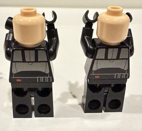 LEGO Star Wars 9500 Sith Fury-Class Interceptor- MISSING ONE MINI FIG w/manual