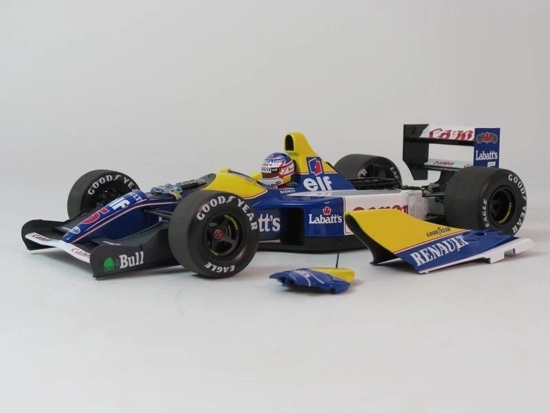 Minichamps Williams FW14B #5 Nigel Mansell World Champion 1992 1/18 110920005 - Immagine 4 di 4