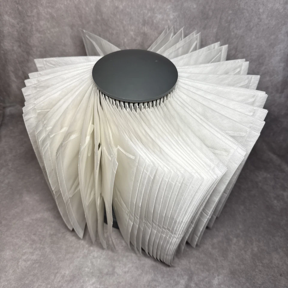 Vintage Y2K Rotating 200 CD Wallet Storage Tower Carousel Rare Free Shipping - Image 4 of 4