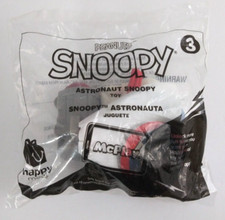 New 2018 Peanuts Snoopy 3 Astronaut Snoopy McDonald's Toy Sealed