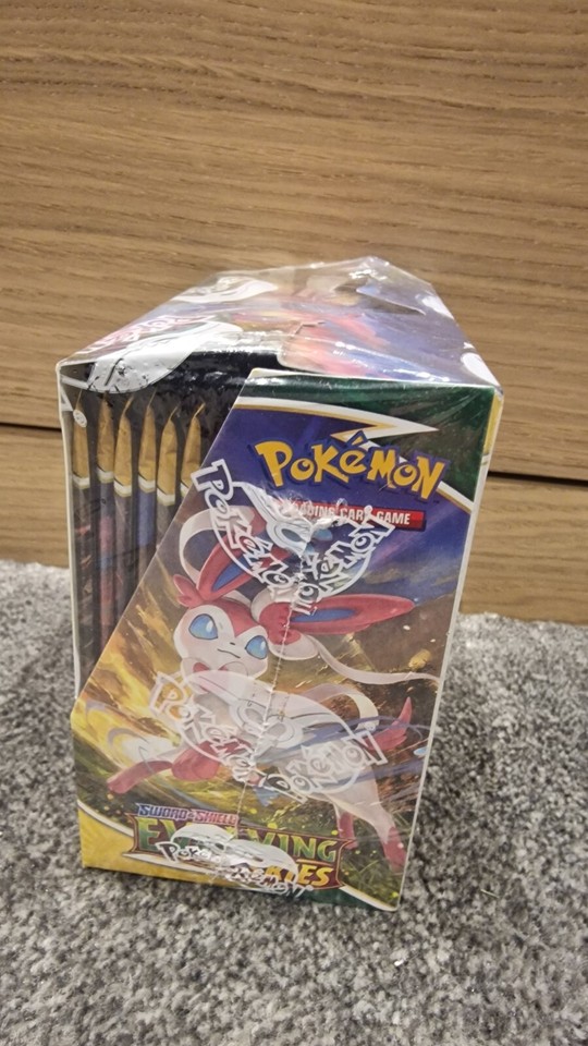 Pokemon Sword & Shield Evolving Skies 2021 36 Pack Factory Sealed