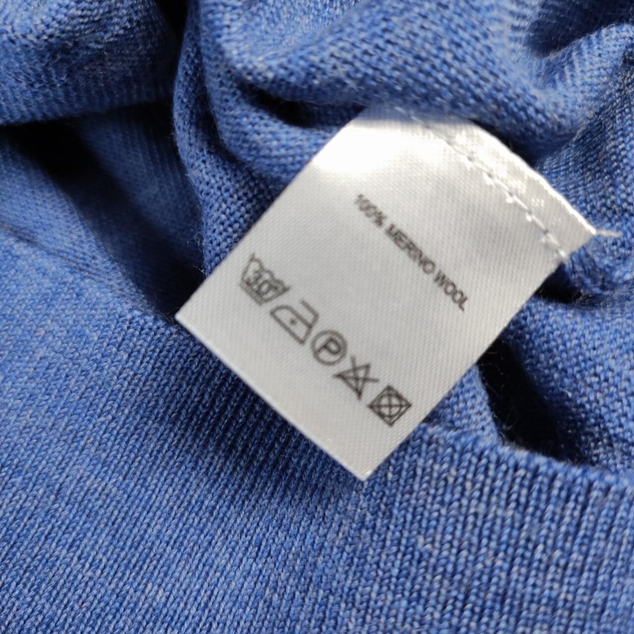 Giordano Blue Mens Sweater Jumper 100percent Wool Lightweight Size Large Modern Fit image 5