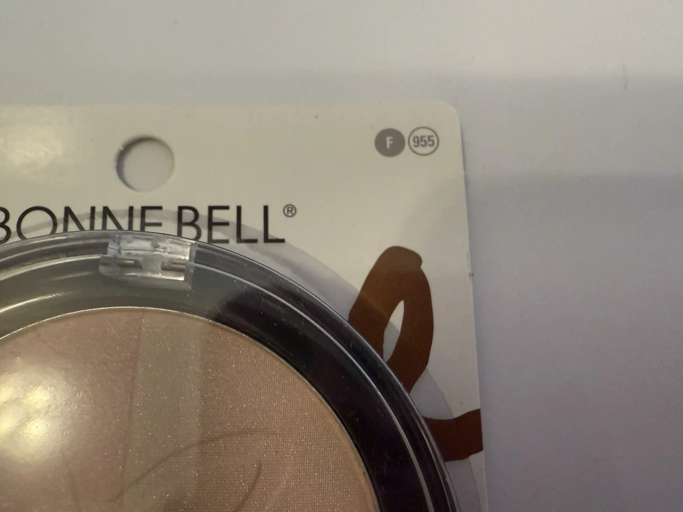 2 X Bonne Bell Blush'nglow Illuminating Powder Blush 955 - Image 2 of 2