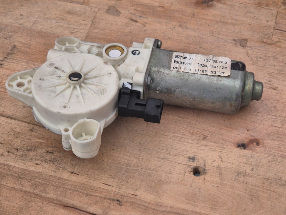 SAAB 93 93 20042006 GENUINE WINDOW MOTOR 2PIN LEFT SIDE LH 12755683