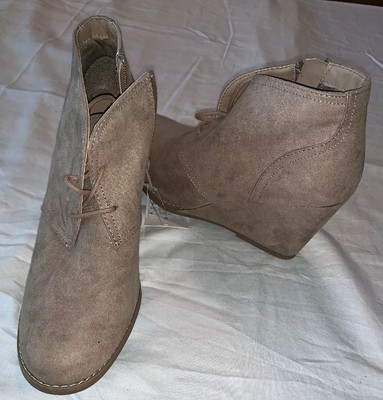 womens bessie wedge bootie