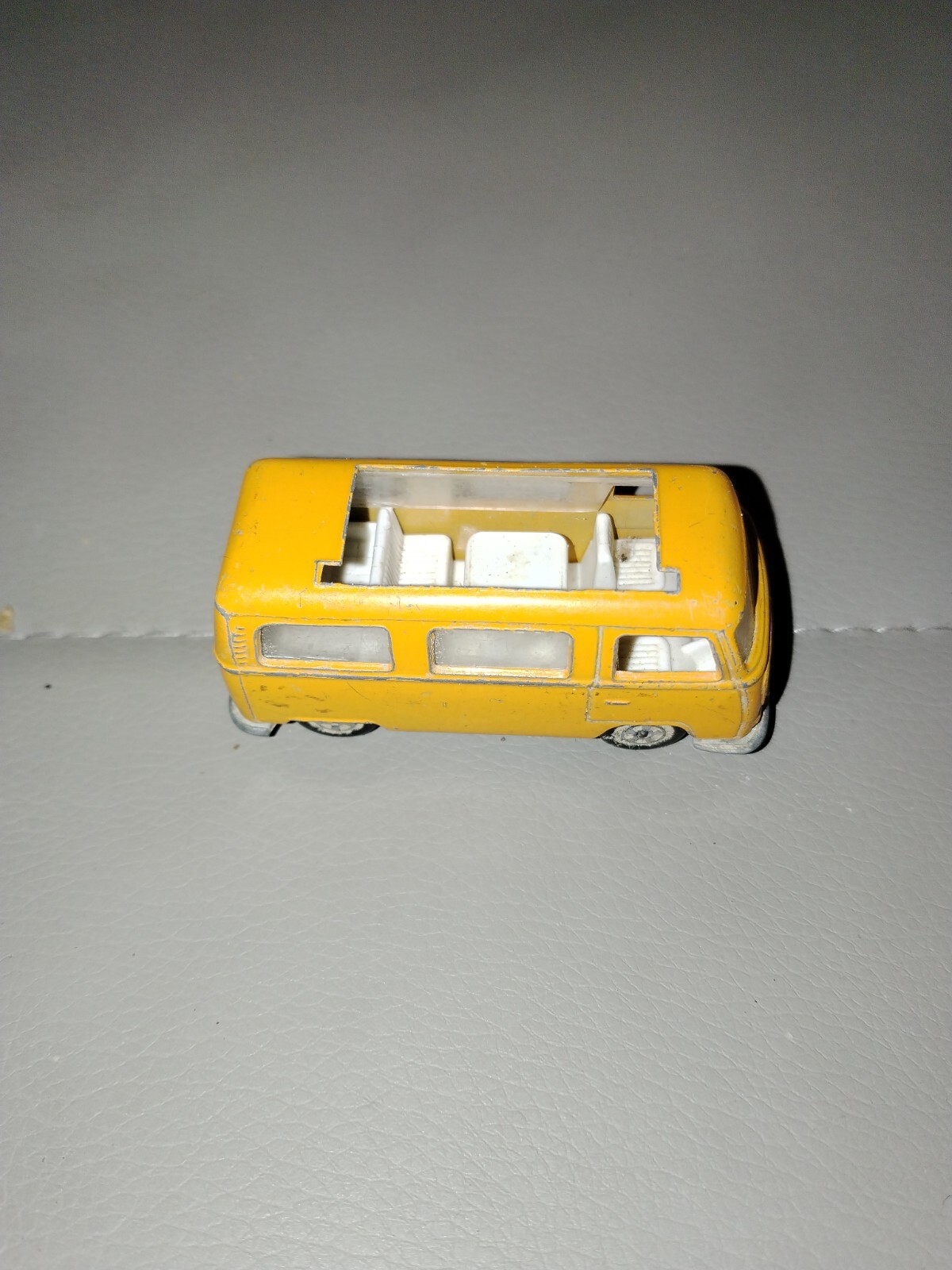 Picture 4 of 5