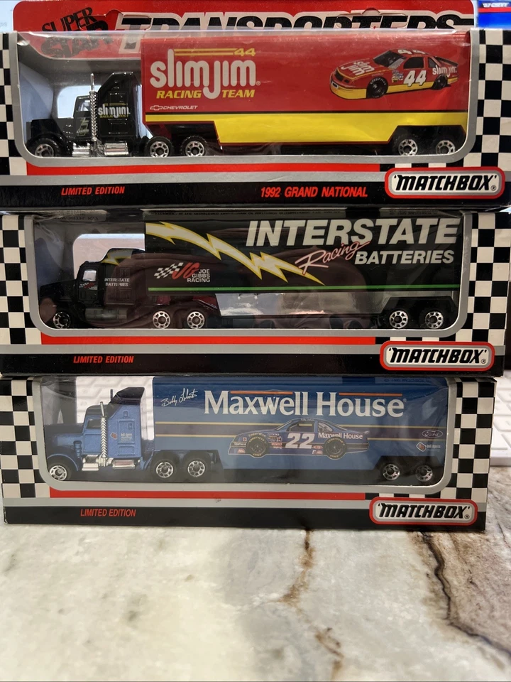 Lote de 3 transportadores NASCAR 1992 1993 1:64 Matchbox Labonte Jarrett Foto 2 de 4