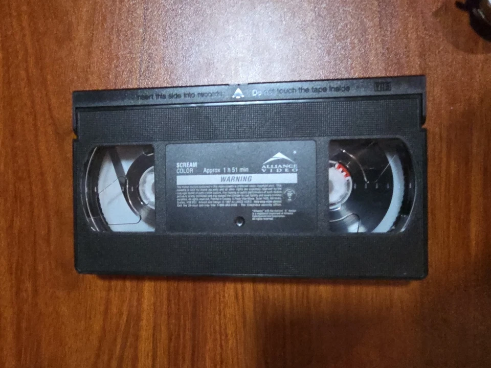 Scream 1997 (VHS) Horror, Neve Campbell, Courtney Cox Foto 2 de 2