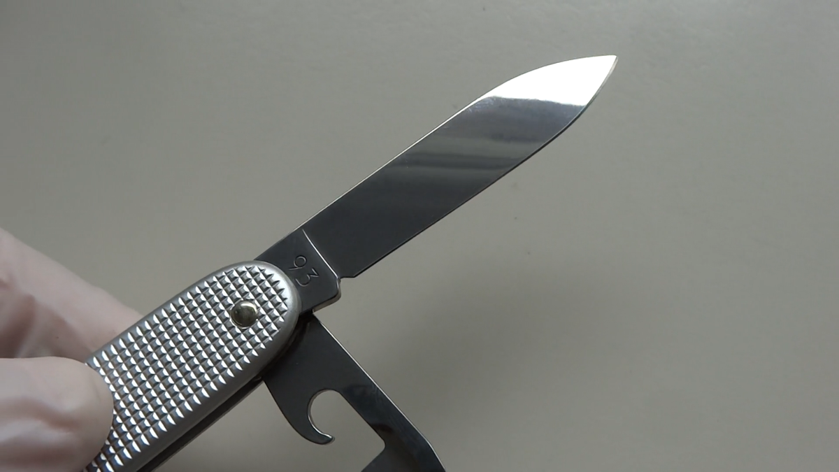 NEW unused 1993 soldier alox model Swiss Army Military Knife