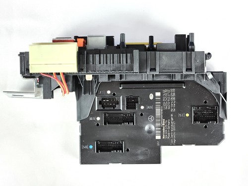 ๐
08-15 Mercedes GLK 250 350 REAR SAM Fuse Box Relay Control 2049001402 - Picture 4 of 6