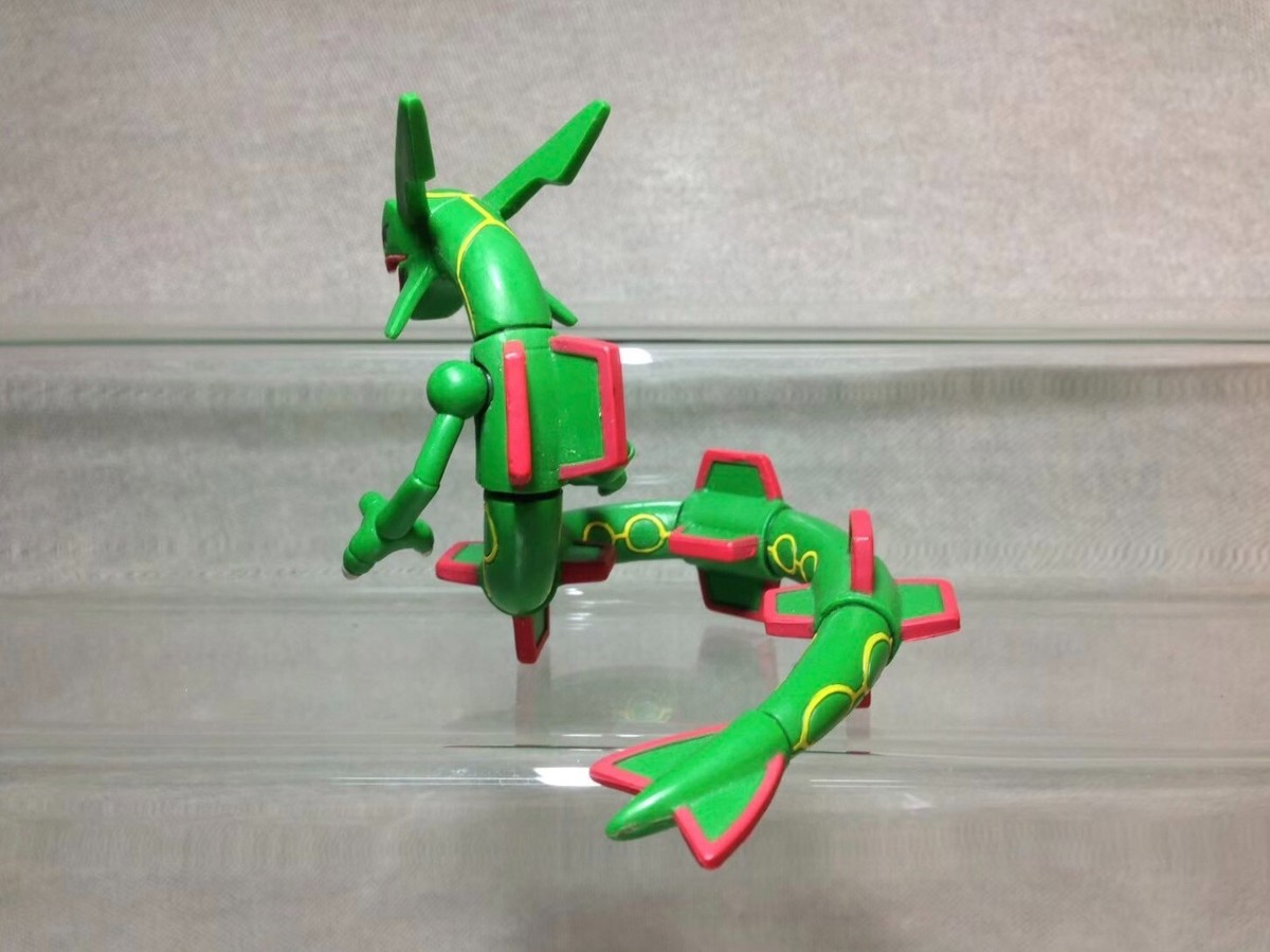 Rayquaza Pokemon Monster Hyper Tomy Collection Figure Toy