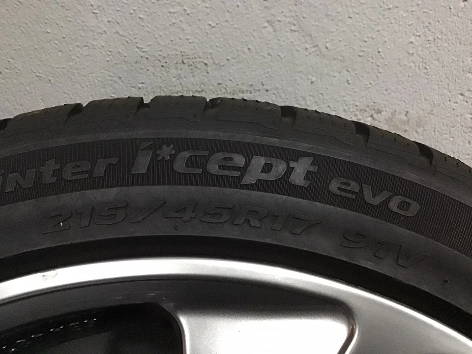 4xAlufelgen von Rial mit Hankook Winterreifen 215/45 R17 - Bild 2 von 4