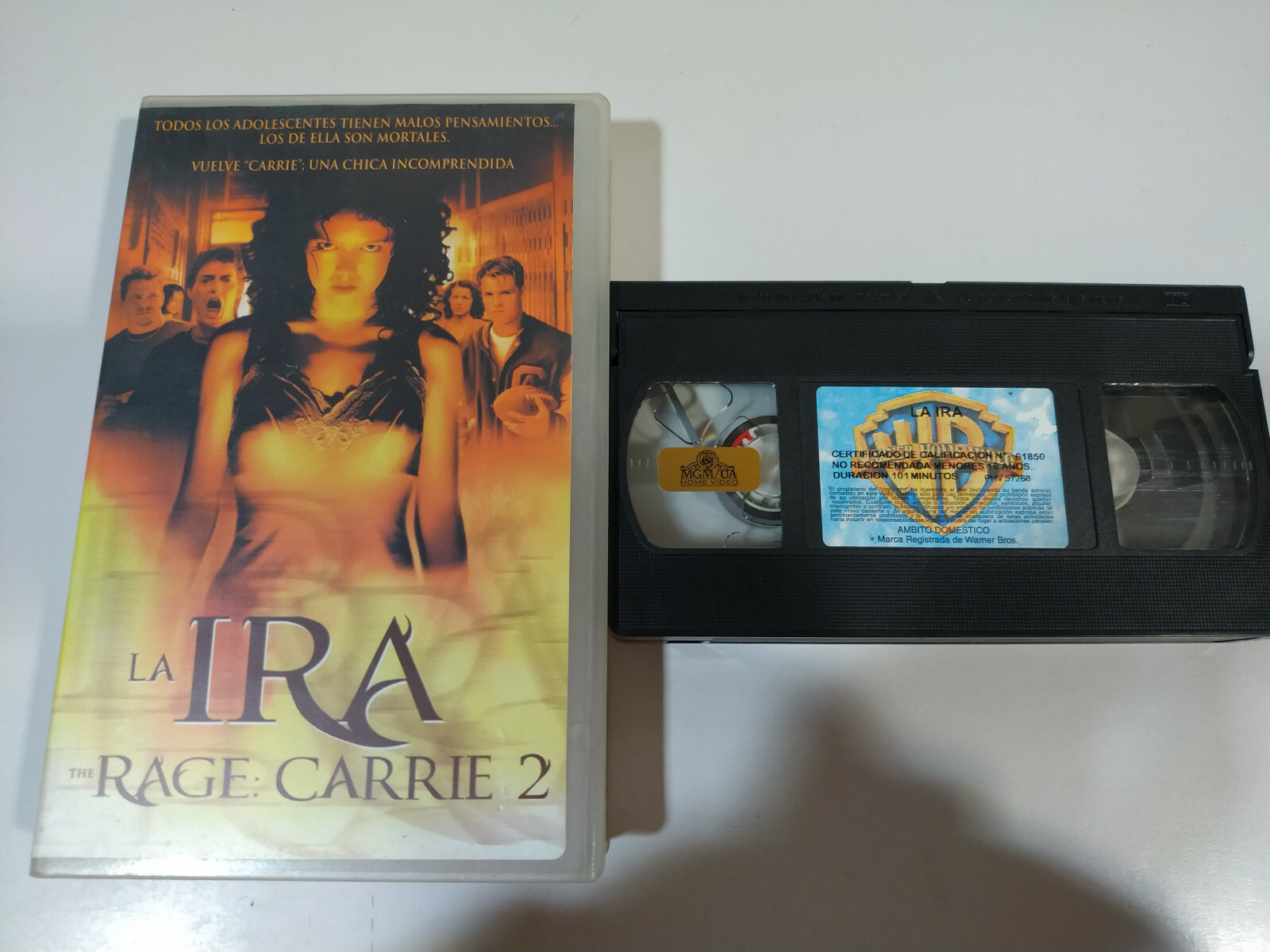 The Rage Carrie 2 Katt Shea Terror - VHS Tape Spanish 3T
