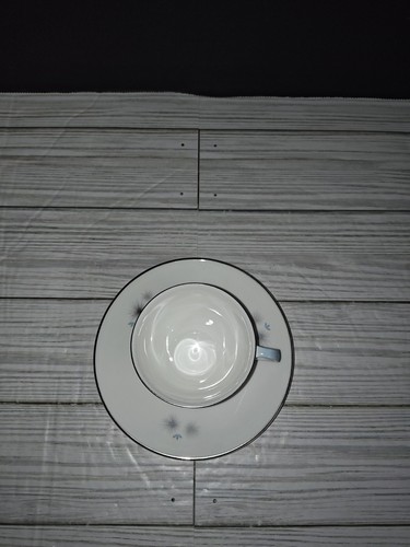 Royal Doulton Thistledown Vintage Mid Century Modern Espresso Cup & Saucer - Picture 2 of 10