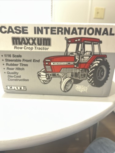 Case/IH 5120 Maxxum Row Crop Tractor NIB 1/16 Scale by Ertl - Picture 3 of 3