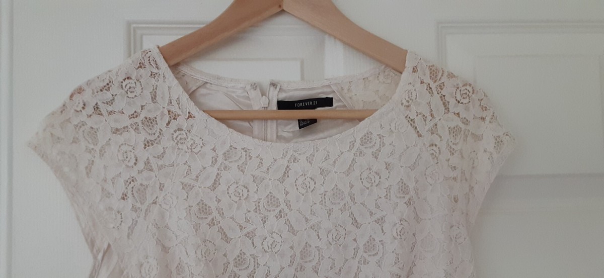 white lace off the shoulder maxi dress Giselle White Lace Off The Shoulder Maxi Dress – Mara Blak