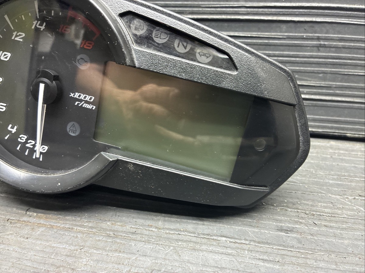2015 Kawasaki Ninja ZX6R Instrument gauge cluster tachometer