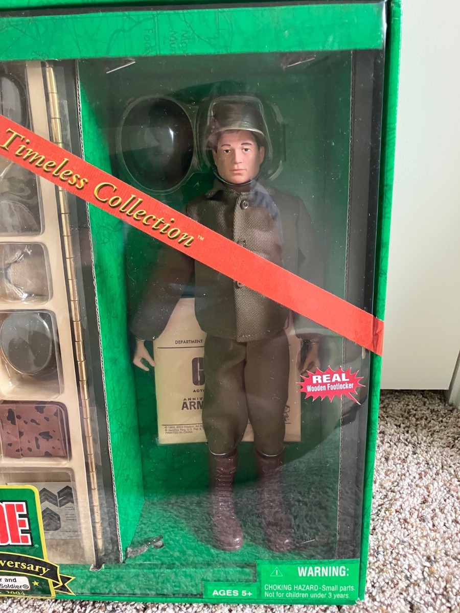 GI.joe アクションマリーン＋フットロッカー Hasbro Footlocker and Action Soldier Action Figure for sale