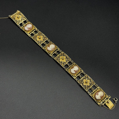 Um 1950 Filigran Armband Silber vergoldet Kamee Cameo Medaillons 800er Silber