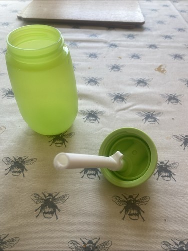 Toddler Munchkin Simple Clean Green Straw Cup Bottle. 296ml. Nearly New. VGC. - Picture 4 of 4