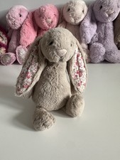 Jellycat Small Bea Beige Blossom Bashful Bunny Rabbit Floral Soft Toy Plush 