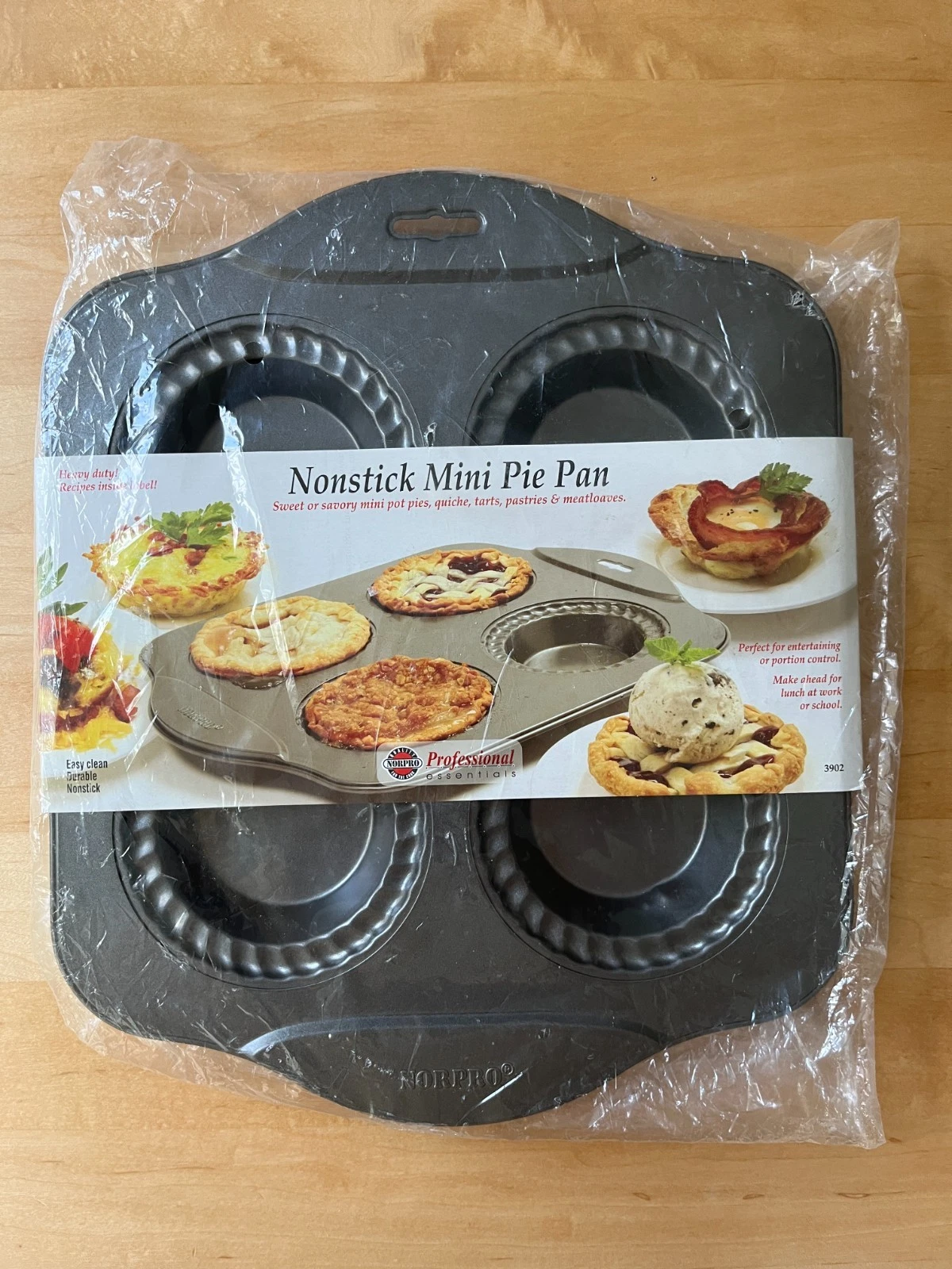 NORPRO Mini Pie Pan, 4 Cavity, Gray Nonstick Metal Dish New in Original Packing