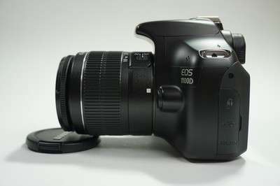   Canon EOS 1100D / Rebel T3 12.2 MP Digitalkamera-mit EF-S 18-55mm III  
