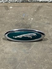 1997-2002 Jaguar Xk8 Right Rh Side Fender Emblem Green Logo Badge Hja5770aa Oem