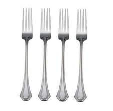 Reed & Barton Country French 18/10 Stainless Steel Dinner Fork (Set of Four)