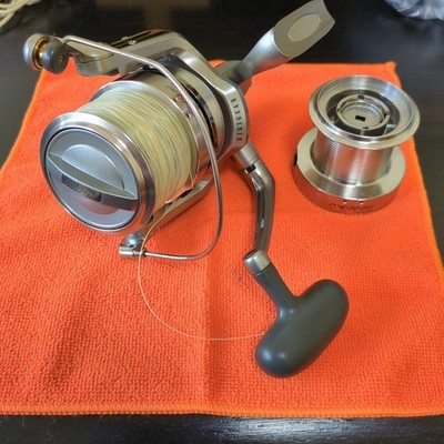 Daiwa POWERSURF 4000 QD Spinning Reel with Extra Spool Unused
