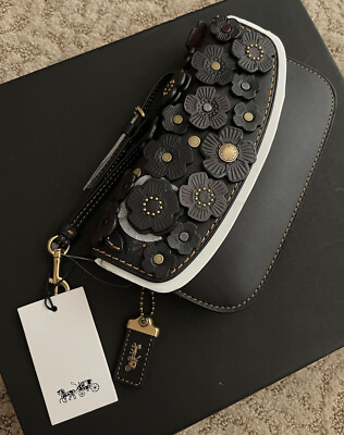 COACH 1941 Tea Rose Clutch BLACK Wristlet Wallet Crossbody NWT! | eBay