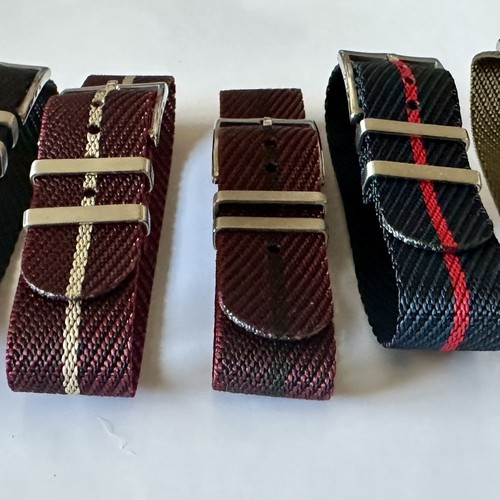 22mm Set of 5 straps - Chevron Fabric Nylon Hook Military Strap (RED) - Picture 6 of 6