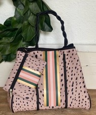 Taylor Gray Mary Jo Large Animal Print Neoprene Tote Bag With Makeup Case Nwt
