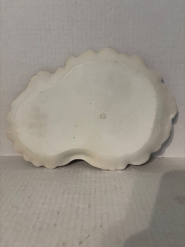 VINTAGE J. P. LIMOGES FRANCE PINK PORCELAIN DRESSER TRAY WITH GOLD LEAVES 12-½" - Picture 8 of 10