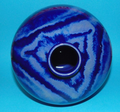 Jarrón Cobridge (de Moorcroft) cerámica gres azul (7361) - Imagen 6 de 8